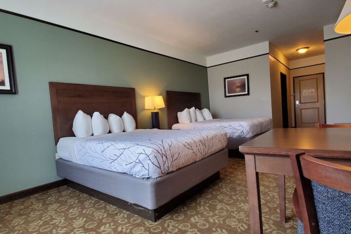 Best Western Plus Emory at Lake Fork Inn & Suites