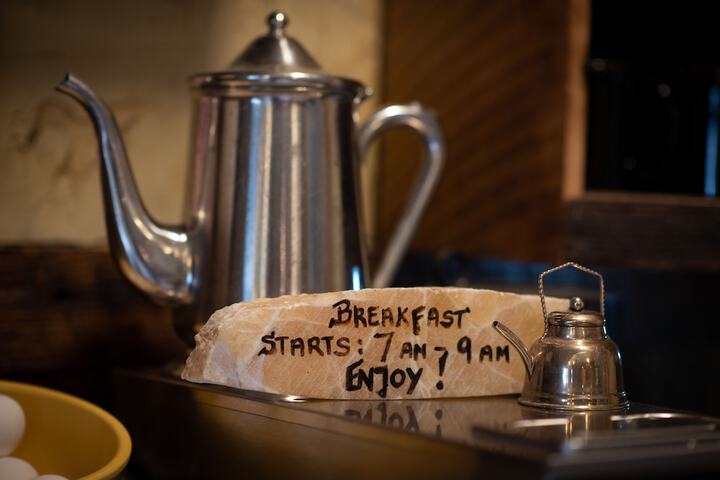 Breakfast/Coffee Service 69 of 100