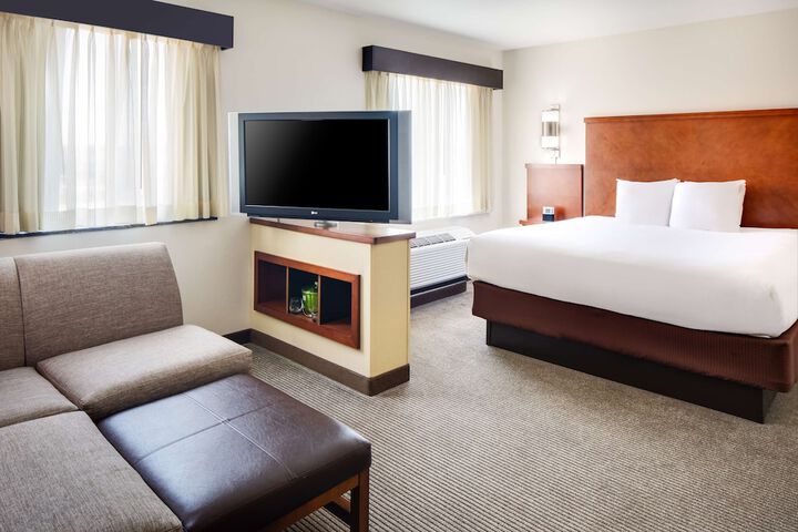 Room 15 of 21