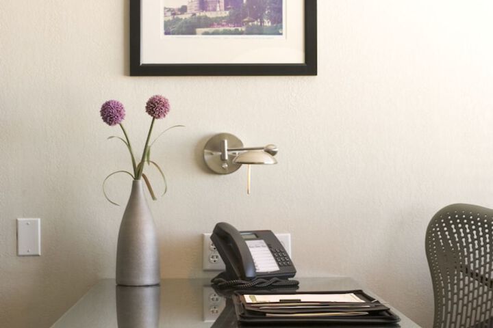 Room 12 of 26