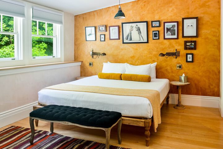 Room 45 of 71