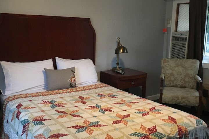 Room 21 of 39