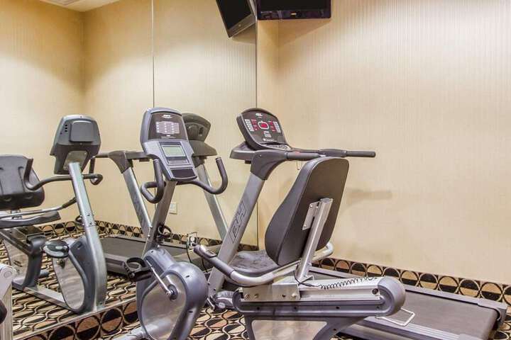 QUALITY INN AND SUITES