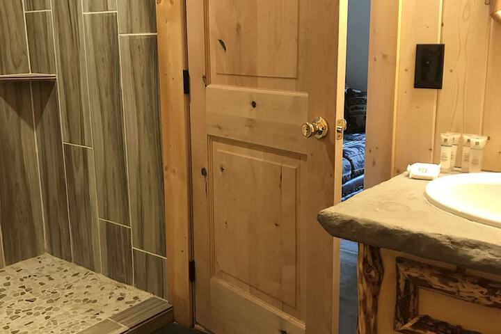 Room 90 of 133