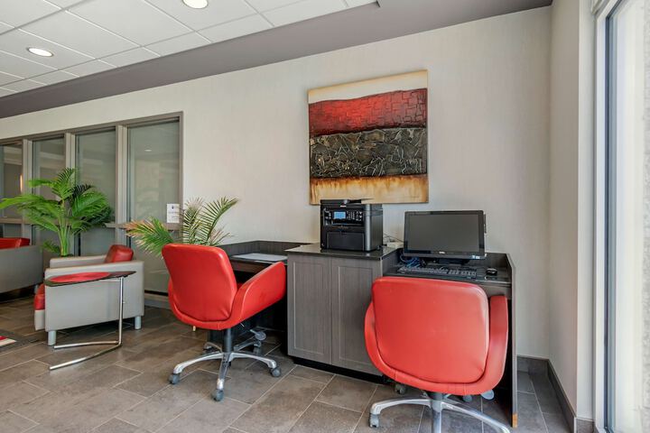 Business Center 46 of 46