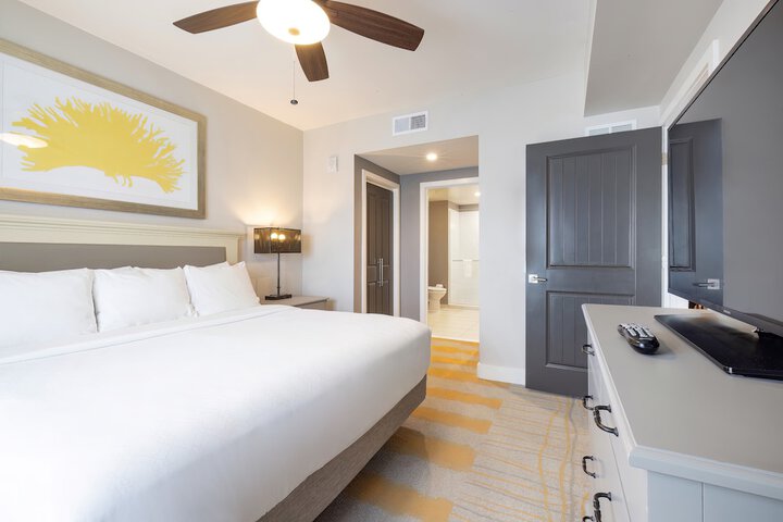 Room 16 of 22
