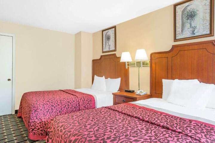 Room 7 of 15