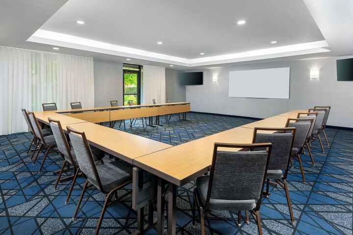 Courtyard by Marriott Danbury
