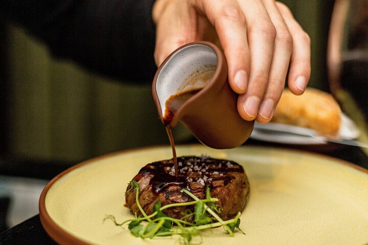 Dining 134 of 189