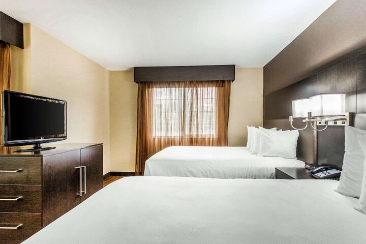 Room 15 of 31