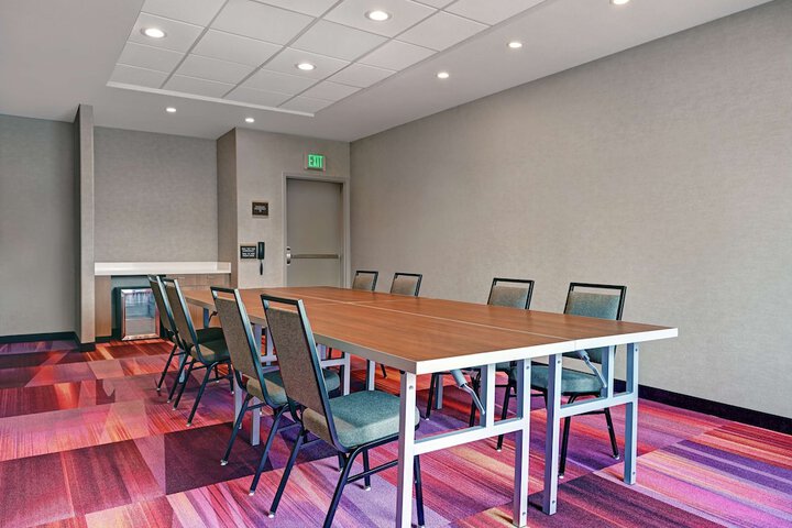 Home2 Suites by Hilton Tracy