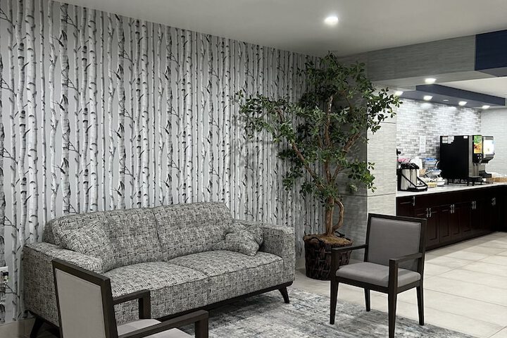 Hotel Interior 17 of 37