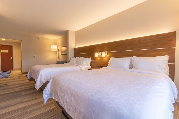 Room 15 of 47