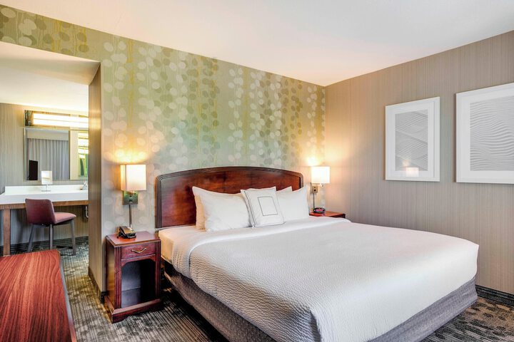 Courtyard by Marriott Cranbury South Brunswick