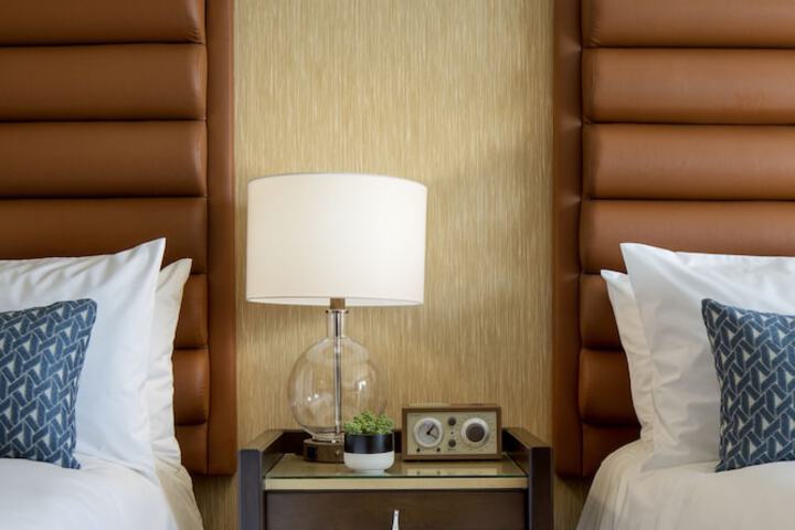 Room 23 of 64