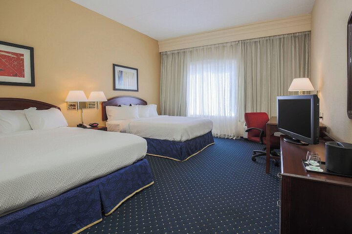 Room 32 of 44