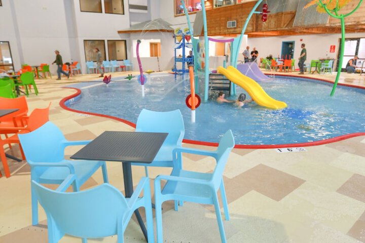 Pool 4 of 36