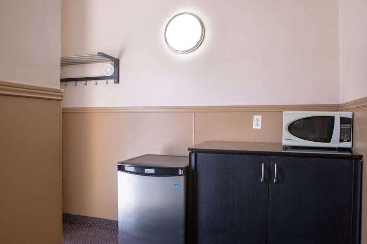 Room 44 of 52