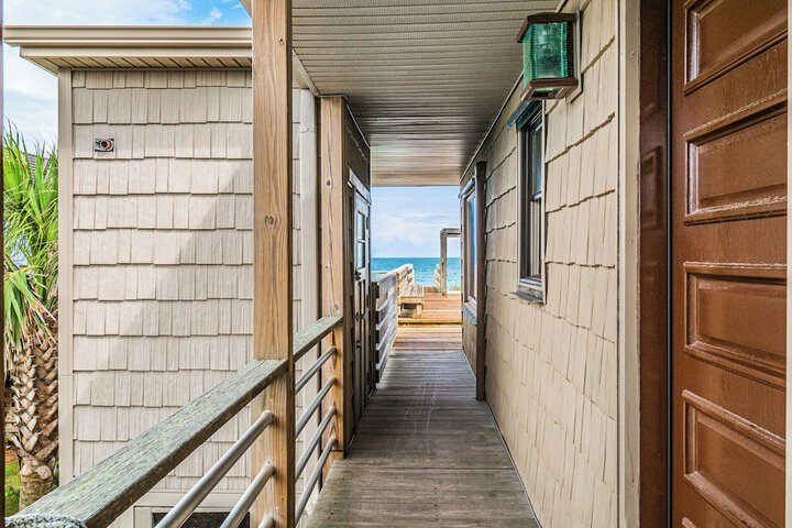 Sea Strapped by Topsail Realty