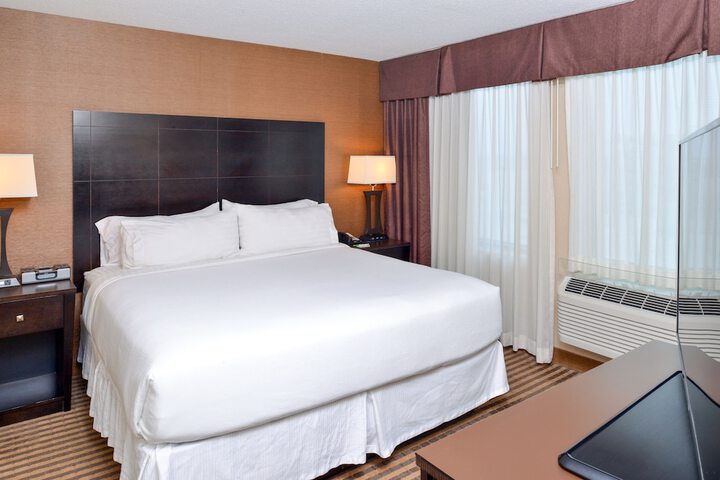 Room 16 of 21