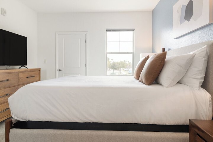 Landing Apartments near South Apopka FL