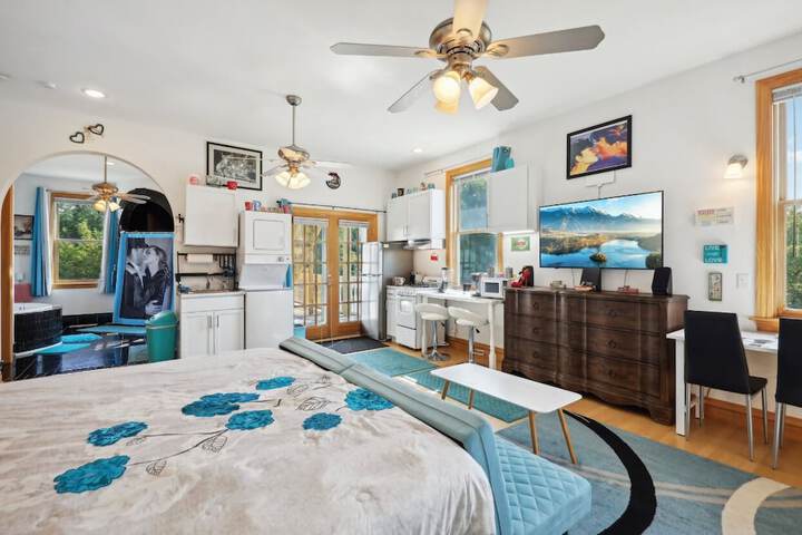Starlight Tower Suite 1 Bedroom With Stunning Views 1 Villa by RedAwning