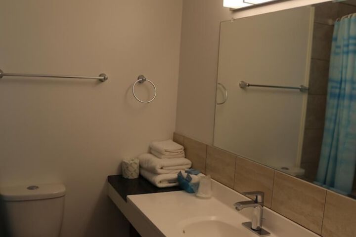 Room 35 of 49