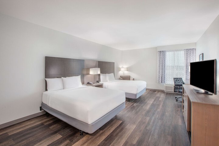 Room 21 of 38