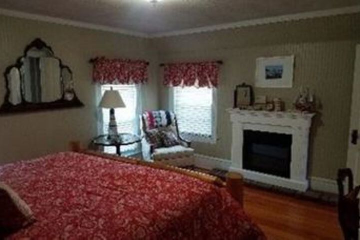 Dragonfly Bed and Breakfast