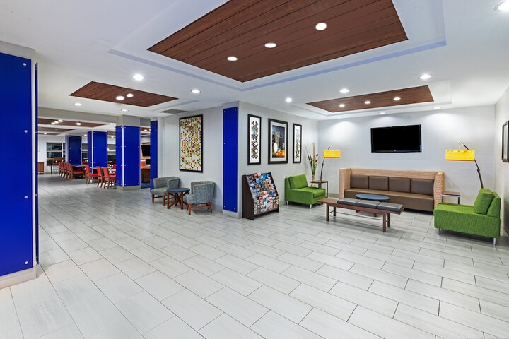 Hotel 4 of 41
