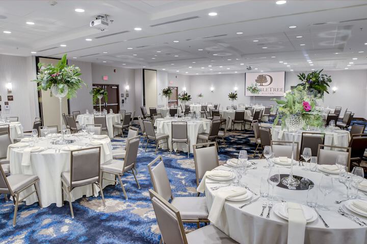 Doubletree by Hilton Harrisonburg