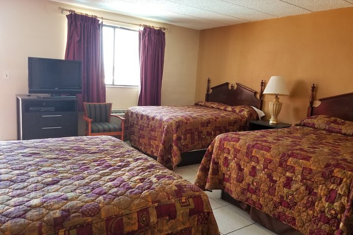 Room 28 of 39