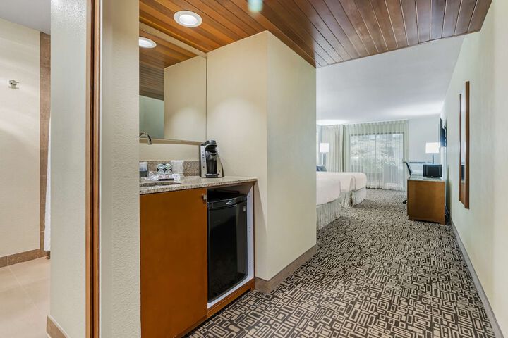 Room 14 of 36