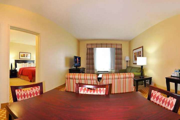 Room 8 of 44