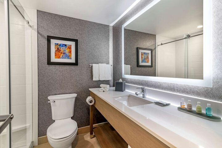 Room 8 of 36