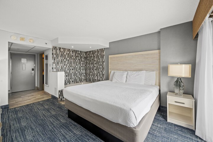 Room 21 of 64