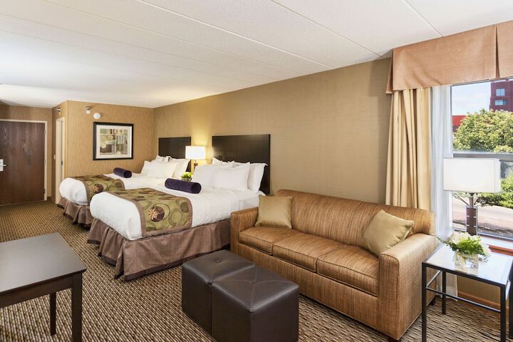 The Inn on Lake Superior