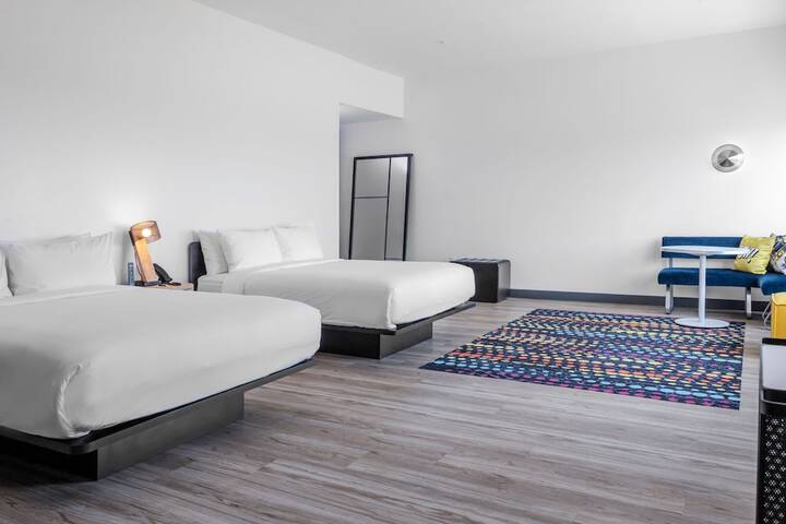 Aloft by Marriott Dallas Arlington South