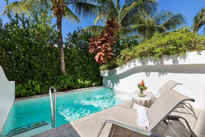H2O Suites - Adults Only
