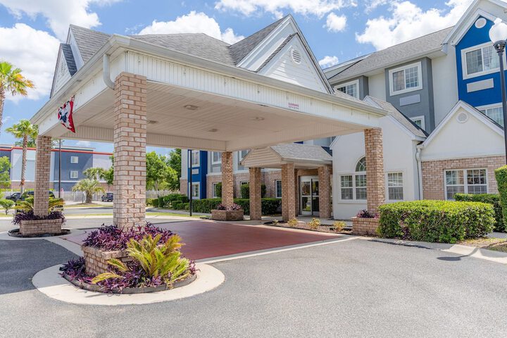 Hotel 2 of 70