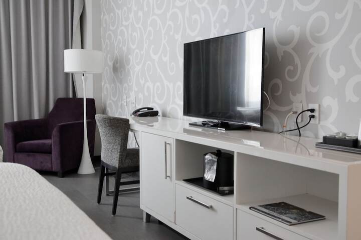 TRYP by Wyndham Savannah Downtown / Historic District