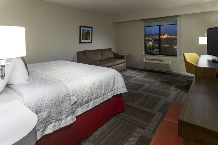 Room 26 of 39