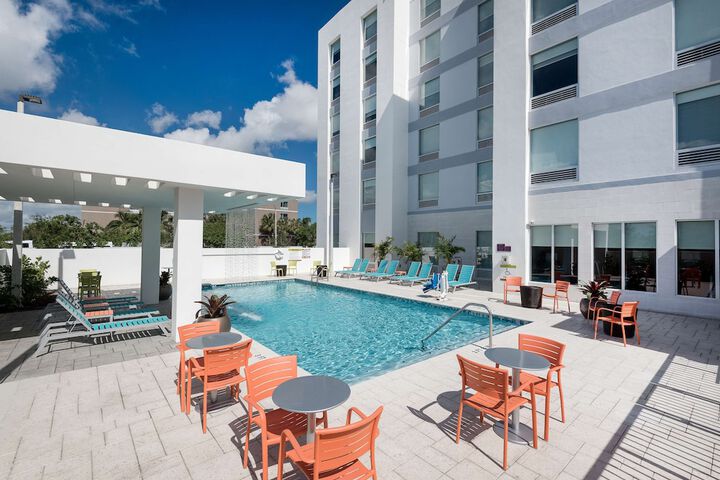 Pool 4 of 35