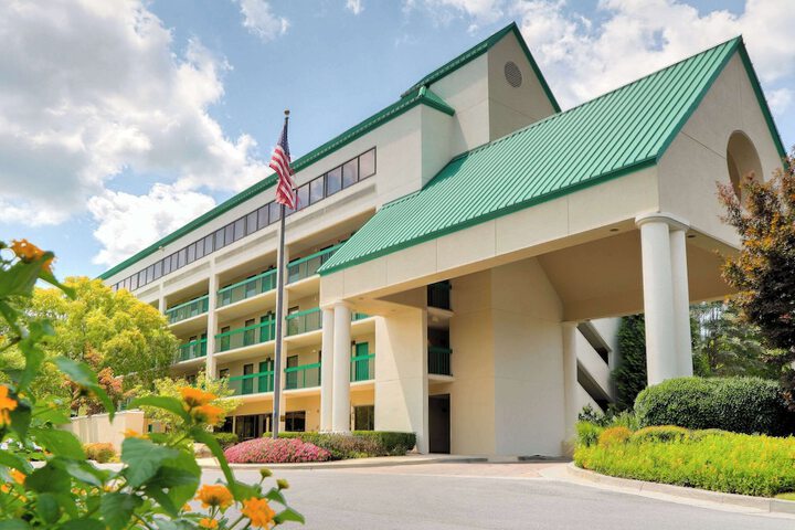 Hotel 11 of 73