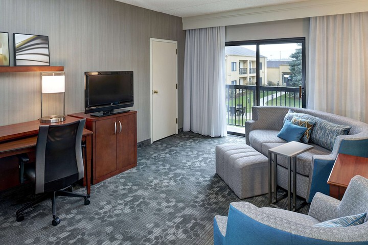 Room 9 of 30