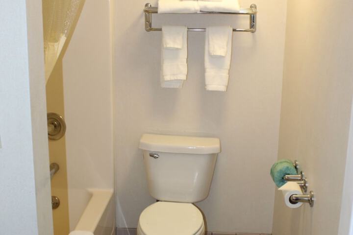 Room 9 of 41