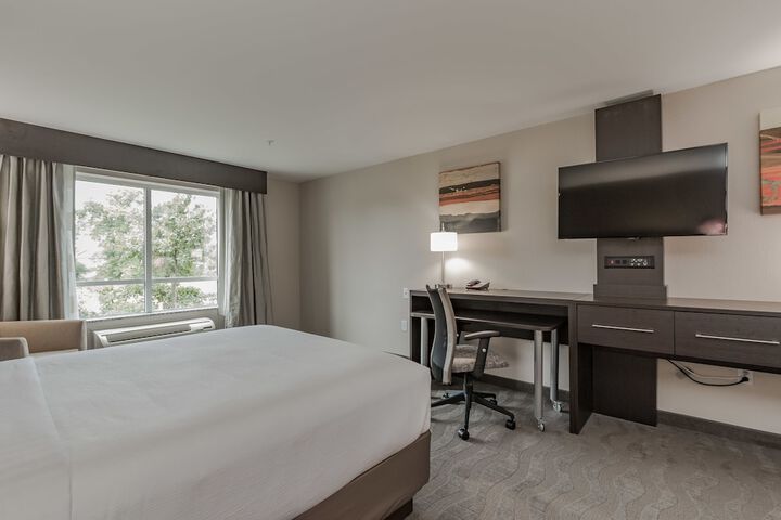 Holiday Inn Mishawaka by IHG
