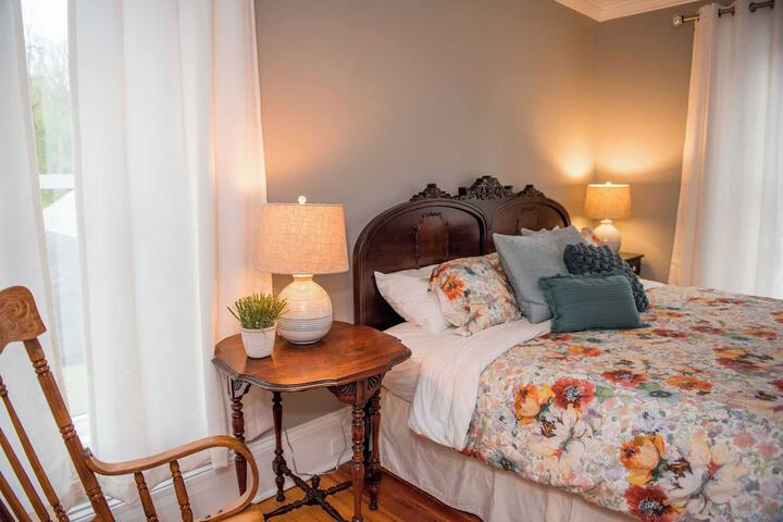 Springside Inn