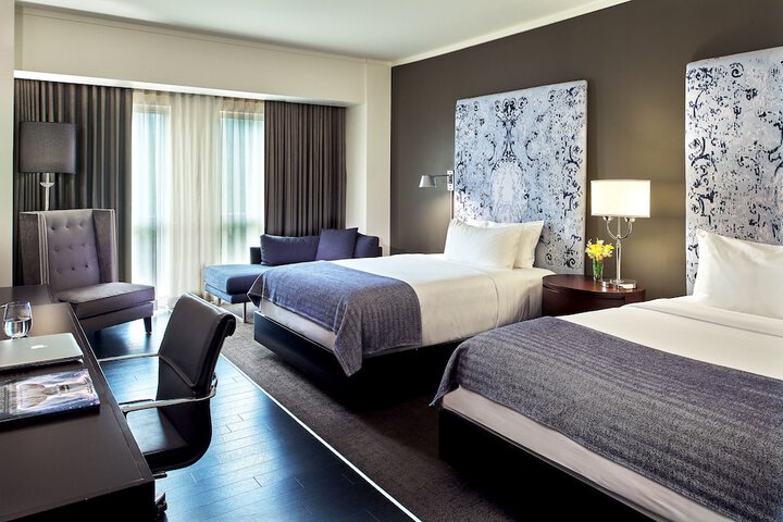 Room 28 of 65