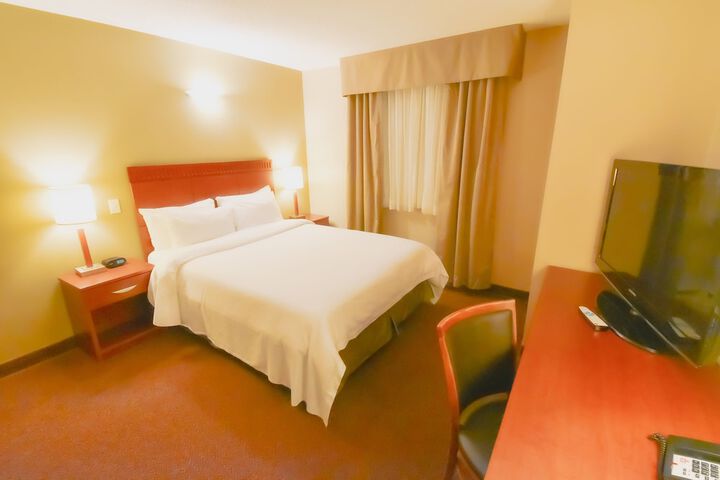 Room 29 of 65